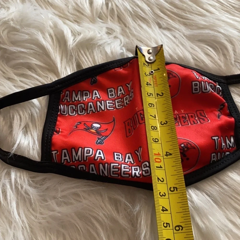New without tags Tampa Bay buccaneers face mask